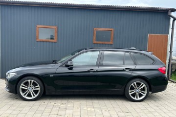 320 Xd, Wersja Sport, Klimatronik, Lampy LED, Bogate Wyposażenie
